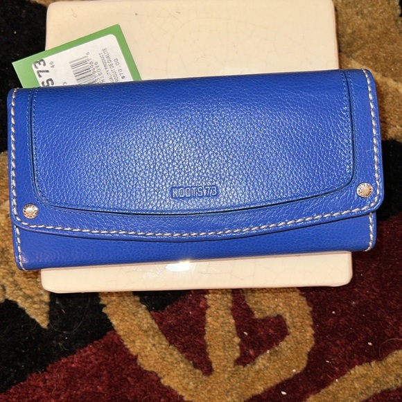 ROOTS 73 Canada Women’s Cobalt Blue Pebble Leather Wallet NEW WITH TAGS!! - Picture 2 of 14